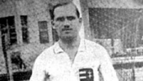 Ezen a napon született Schlosser Imre, a legendás Slózi