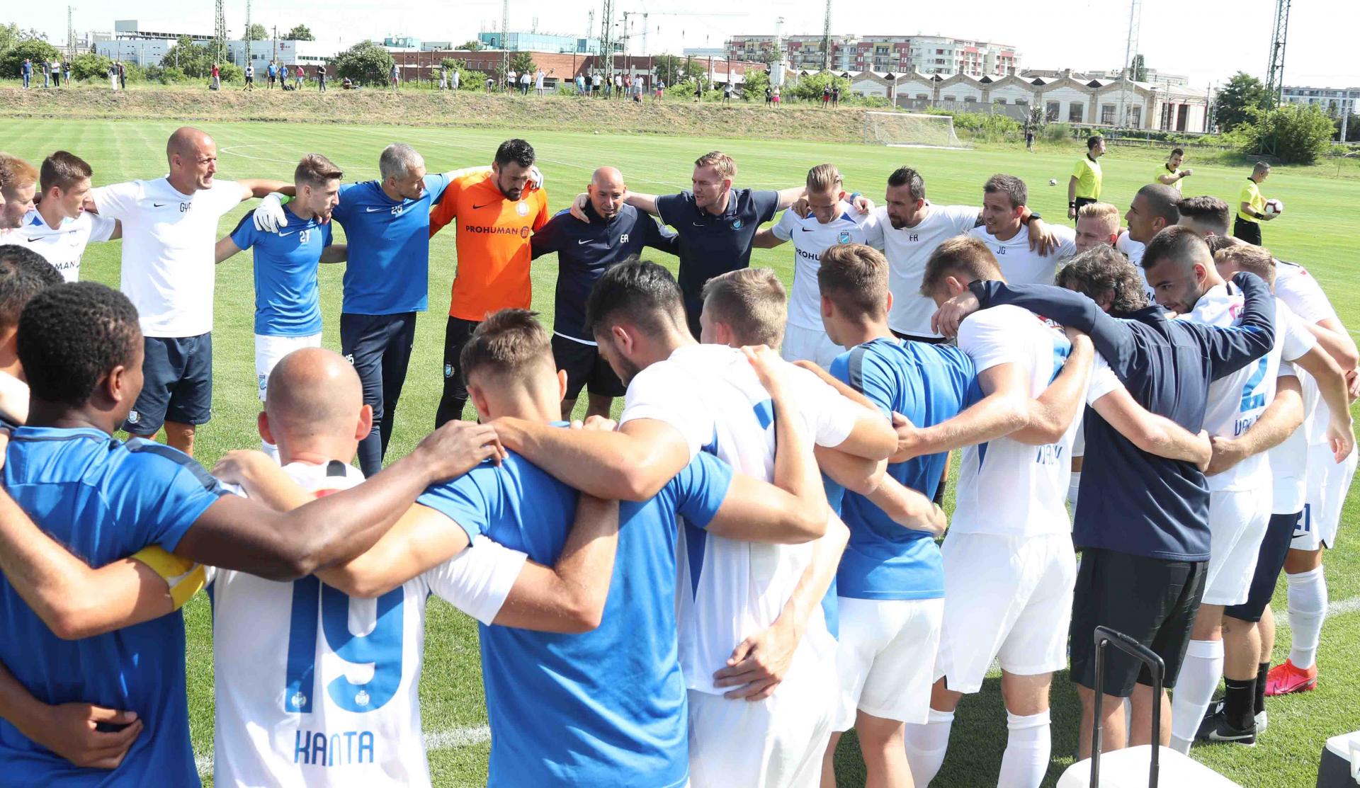 Képgaléria: Győzelem az első edzőmérkőzésen