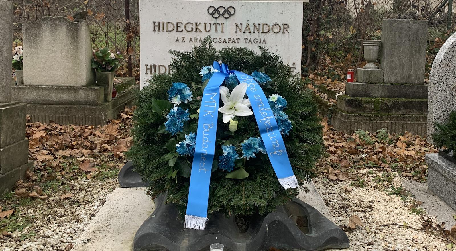 A magyar labdarúgás napján koszorúzással emlékeztünk hőseinkre (képgaléria)